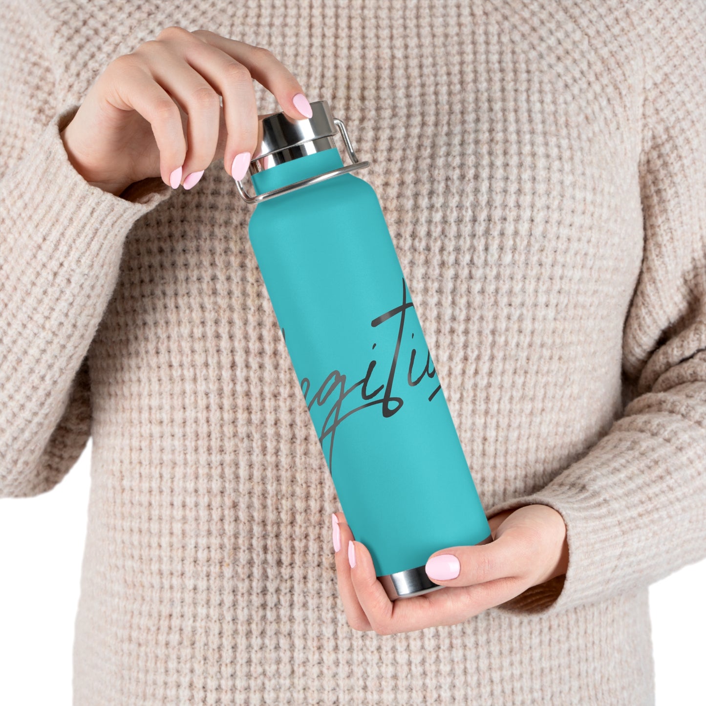 Legiticus Copper Vacuum Insulated Bottle, 22oz